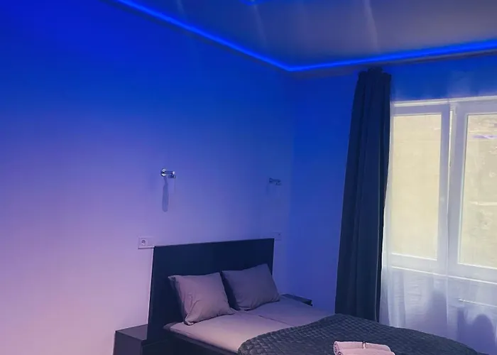 Luxury Downtown Studios